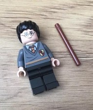 LEGO HARRY POTTER HP094 GRYFFINDOR UNIFORM DUAL FACE WITH WAND