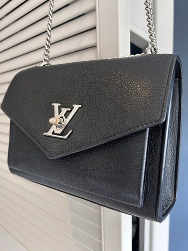 Louis vuitton bag - louis,