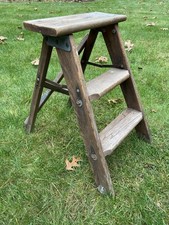 VTG Wooden Step Ladder Stool