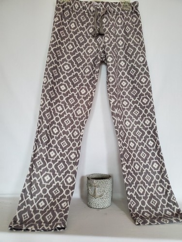Gray diamond print - soft, plush