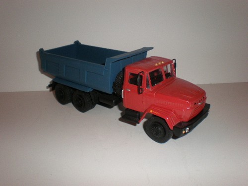 Russian dump truck - 1/43,