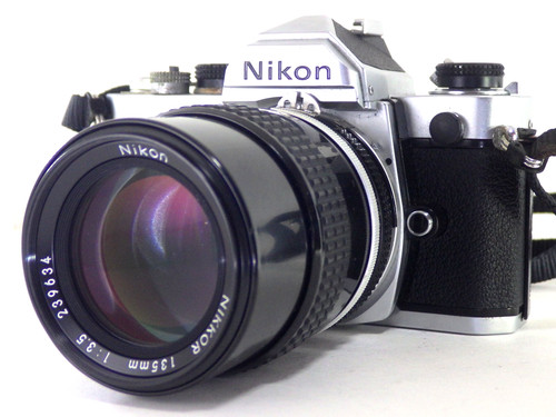 Nikon silver 35mm slr film - nikon,