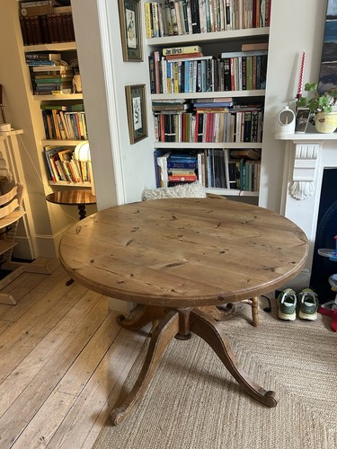 Round farmhouse pine dining - farmhouse,