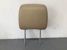 Discovery 3 Headrest Passenger Side Front Ref lg05