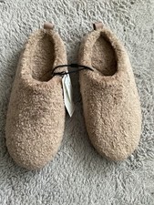 BNWT Men's UK Size 8 (EUR42)