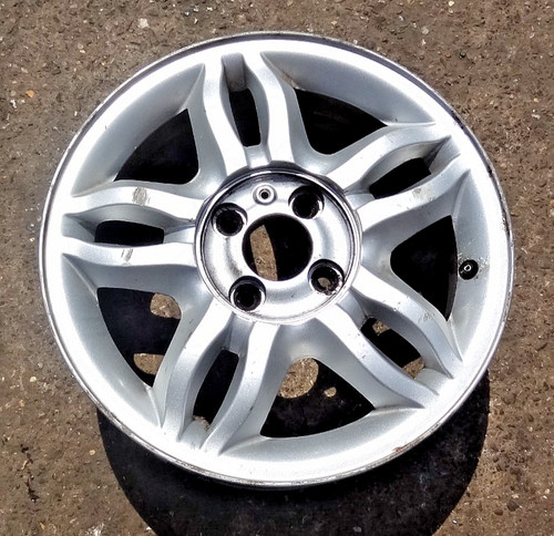 Renault clio mk3 alloy - mk3, 15"