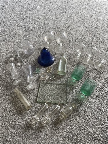 Bundle glassware bottles - of, glassware,