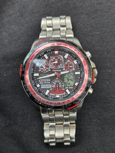 Citizen men red arrows - red,