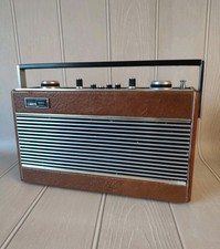 Roberts R606  Vintage VHF/MW/LW Portable Radio For Spares/Repair/Restoration