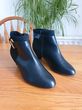 Evans Black Leather & Suede