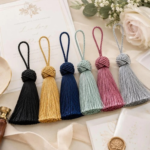 Decorative key tassels,vintage