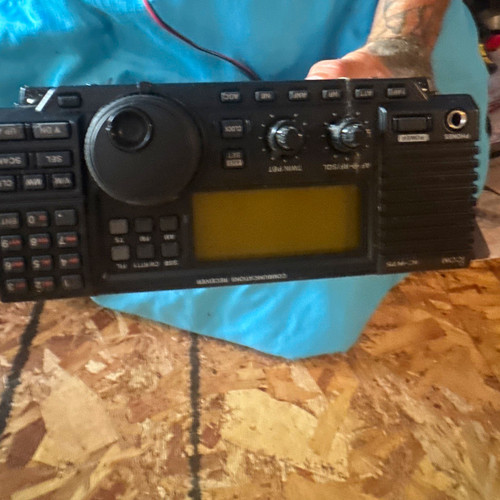 Icom r75 communications - icom,