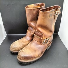 Red wing boots - red,