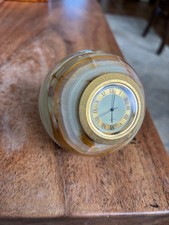 VINTAGE ONYX TABLE DESK CLOCK PAPER WEIGHT QUARTZ