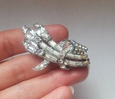Vintage Diamante Brooch