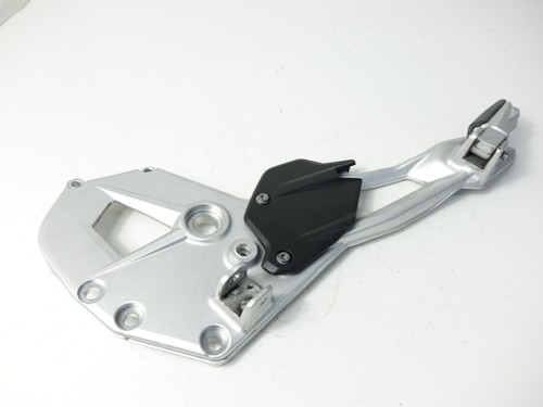 Footrest system left 8404015