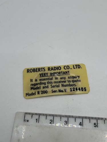 Vintage roberts r200 radio - roberts,