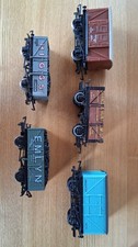 Five OO Gauge Wagons, Hornby