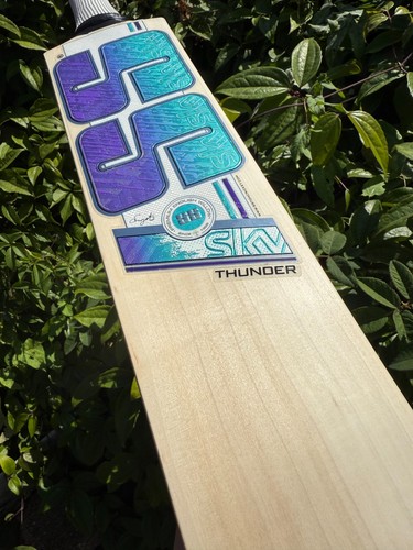 Ton sky thunder cricket - thunder, bat