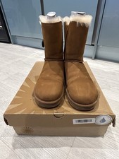 UGG Australia Chestnut Women’s Boots Size 8
