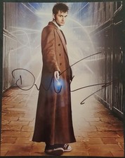 DAVID TENNANT - Signed 10x8