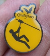Center Parcs Activity Pin Badge Yellow   Zip Wire 