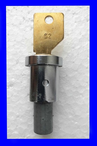 Key lock barrel - key, &