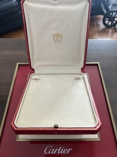 Authentic cartier necklace - authentic,