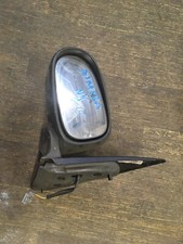 nissan almera Passenger Wing