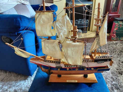 Large golden hind hand - large, made