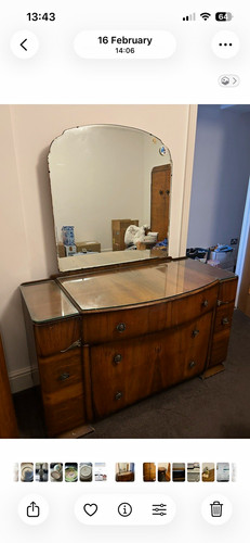 Walnut veneer dressing - veneer,