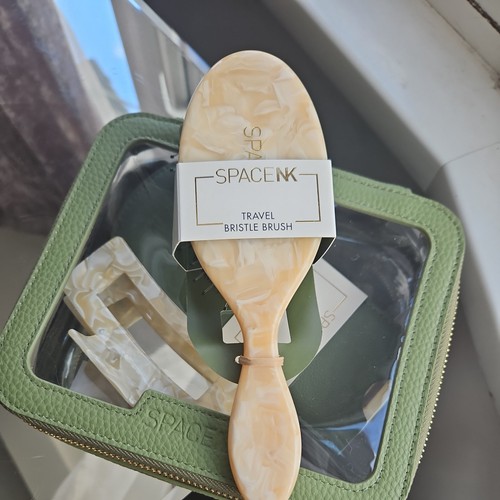 Brand new space travel - travel, hair