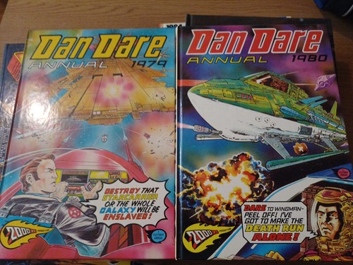 Dan dare annuals 1979 1980 - dan,