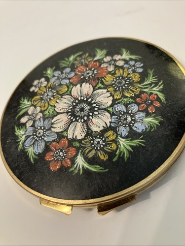 Vintage stratton powder - vintage,