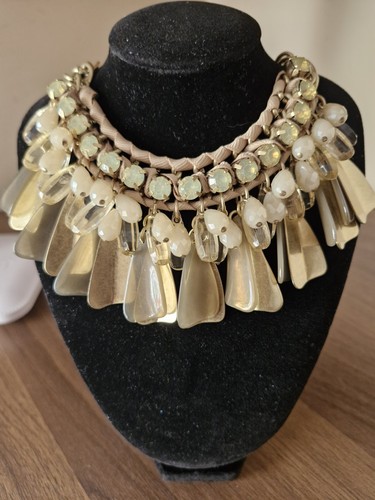 Multi tier bib style - tier,