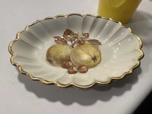 Lovely vintage crown - lovely,