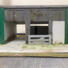 1 32 Scale Cattle Shed Weatherd. Effect
