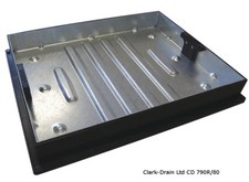 CLARK DRAIN BLOCK PAVING PAVIOR RECESSED MANHOLE COVER 600x450X80MM CD 790R/80