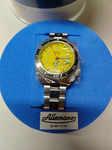 Of 1973 yellow swiss - yellow,