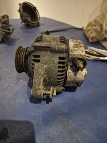 Toyota sera alternator used - alternator,