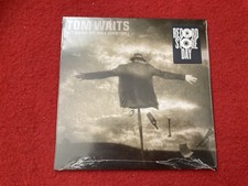 TOM WAITS GET BEHIND THE MULE