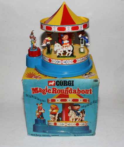 Corgi 852 magic - magic, roundabout