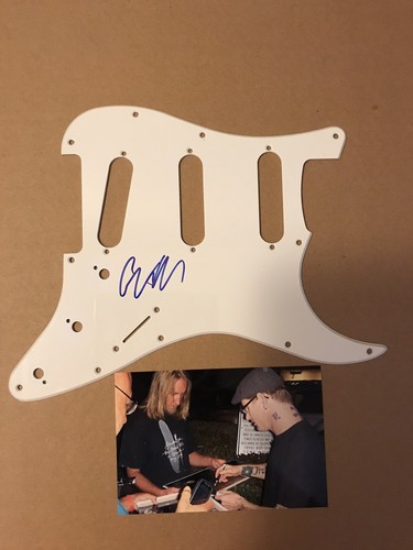 Corey taylor slipknot signed - corey,