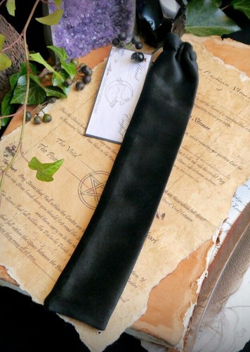 Handmade black velvet wand - velvet, bag