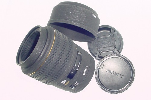 Sigma 105mm ex macro - 105mm, f/2.8