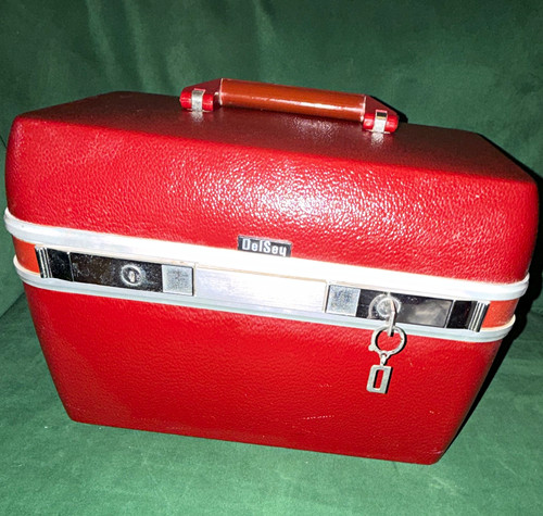 Delsey vintage retro red - vintage/retro,