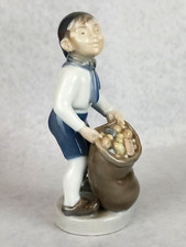 1962 Royal Copenhagen #4534 December Boy w/ Sack Hans Henrik Hansen Perfect!!!