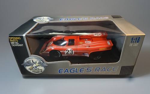 Universal hobbies diecast - universal,
