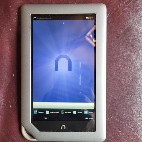 Barnes noble nook - &,