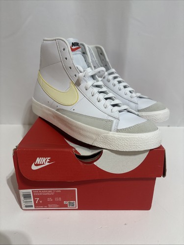 New nike blazer mid - new,